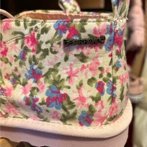 Bearpaw Floral Boots